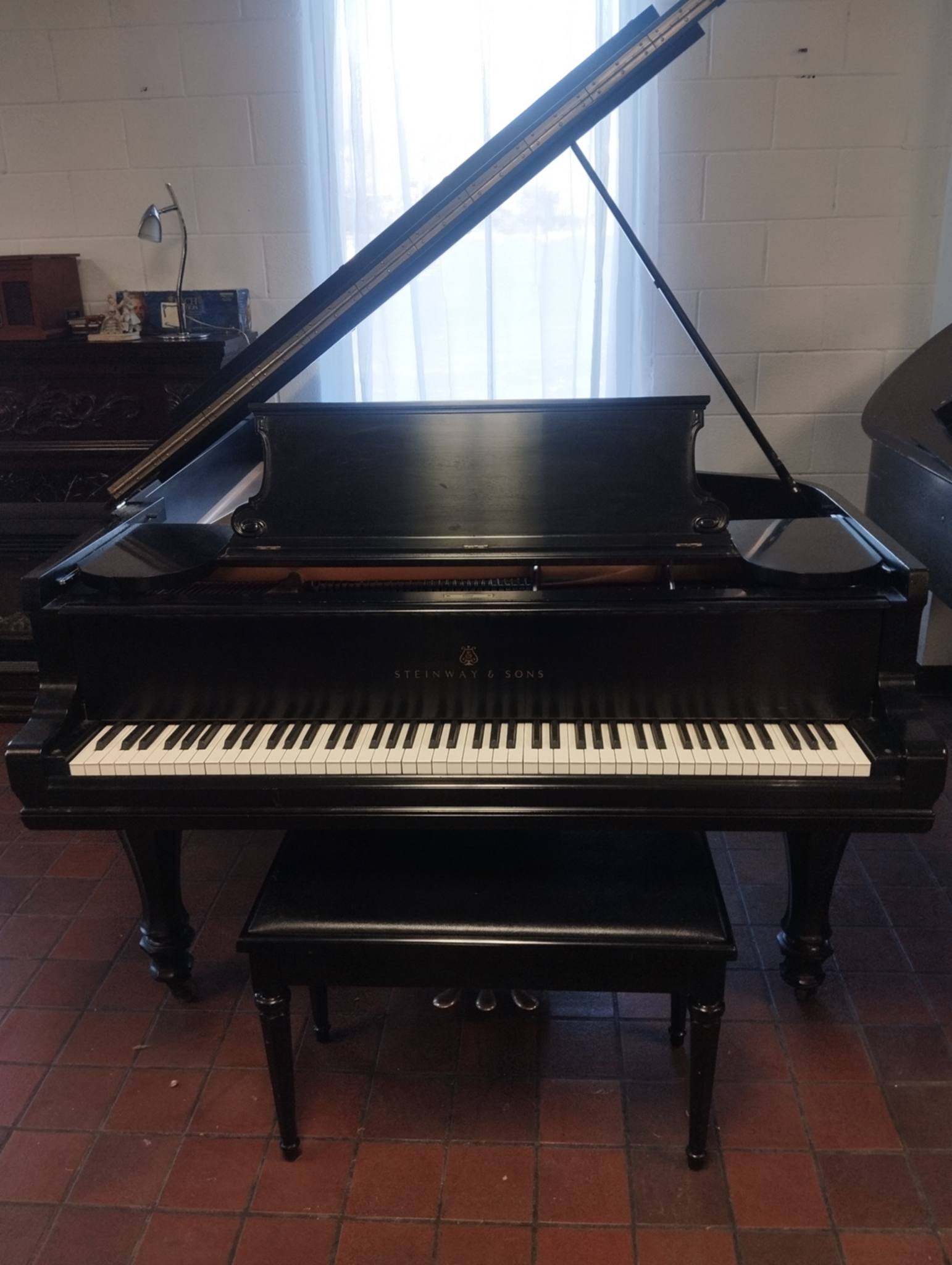 Steinway Model B